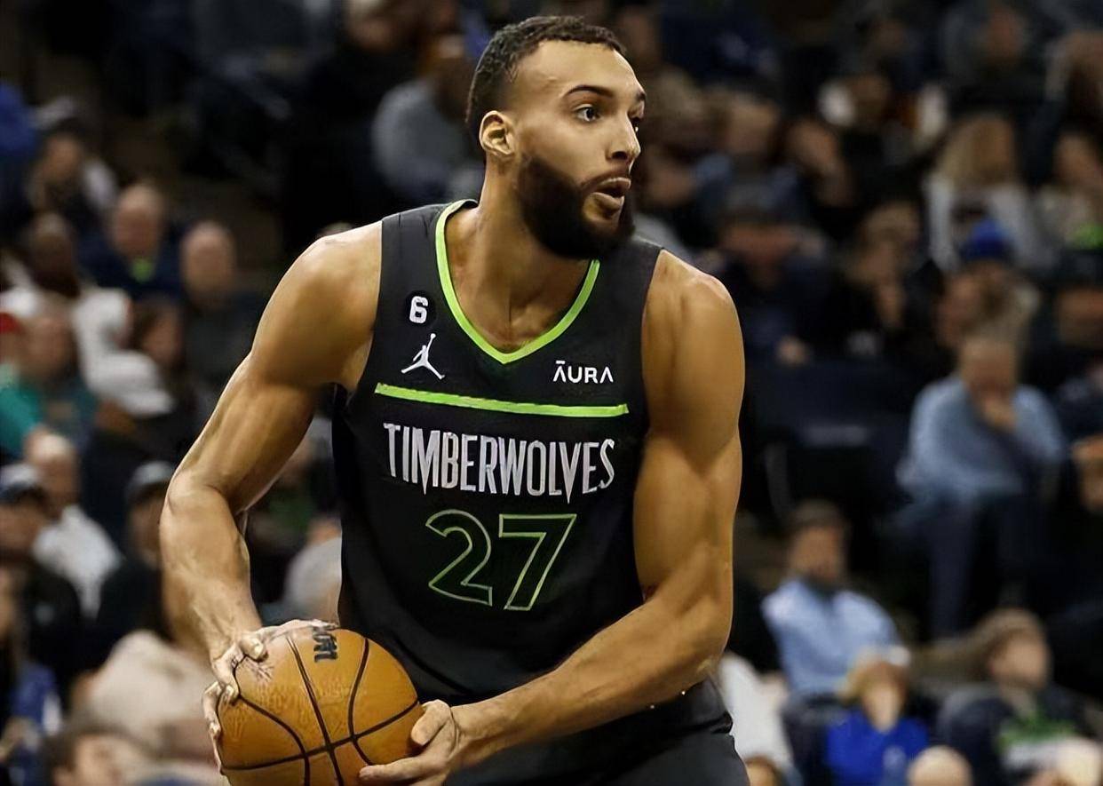 灰熊客场惨遭森林狼逆转，约瓦尔全力抗击但努力白费的简单介绍