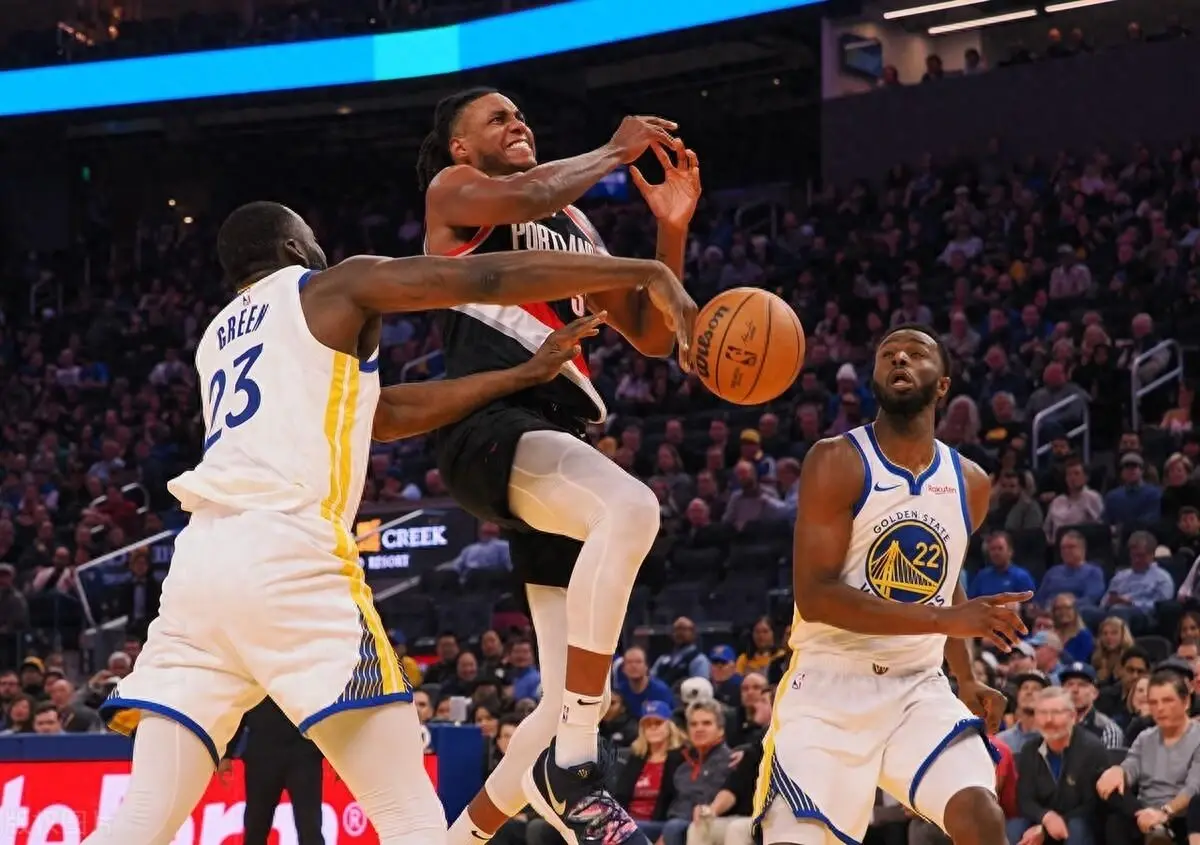 开拓者遭雷霆绝杀,遗憾收获两连败 开拓者遭雷霆绝杀,遗憾收获两连败