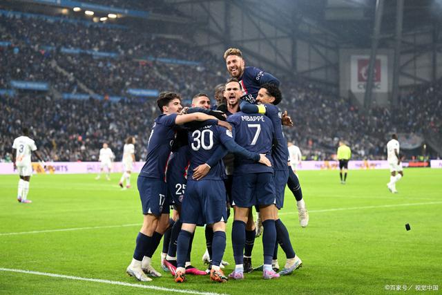 包含法国队在比赛中发挥出色，实现了一场漂亮的胜利的词条