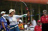 丹麦运动员在射箭比赛中力压群雄 丹麦运动员在射箭比赛中力压群雄