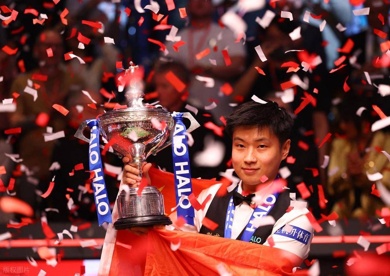 一触即发,选手们在赛场上寻找突破口的简单介绍 一触即发,选手们在赛场上寻找突破口的简单介绍