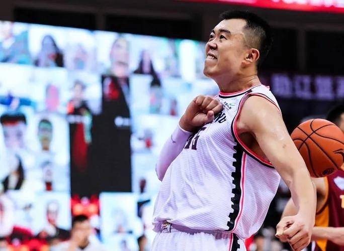 关于新晋球员表现优异，CBA联盟震惊球迷的信息