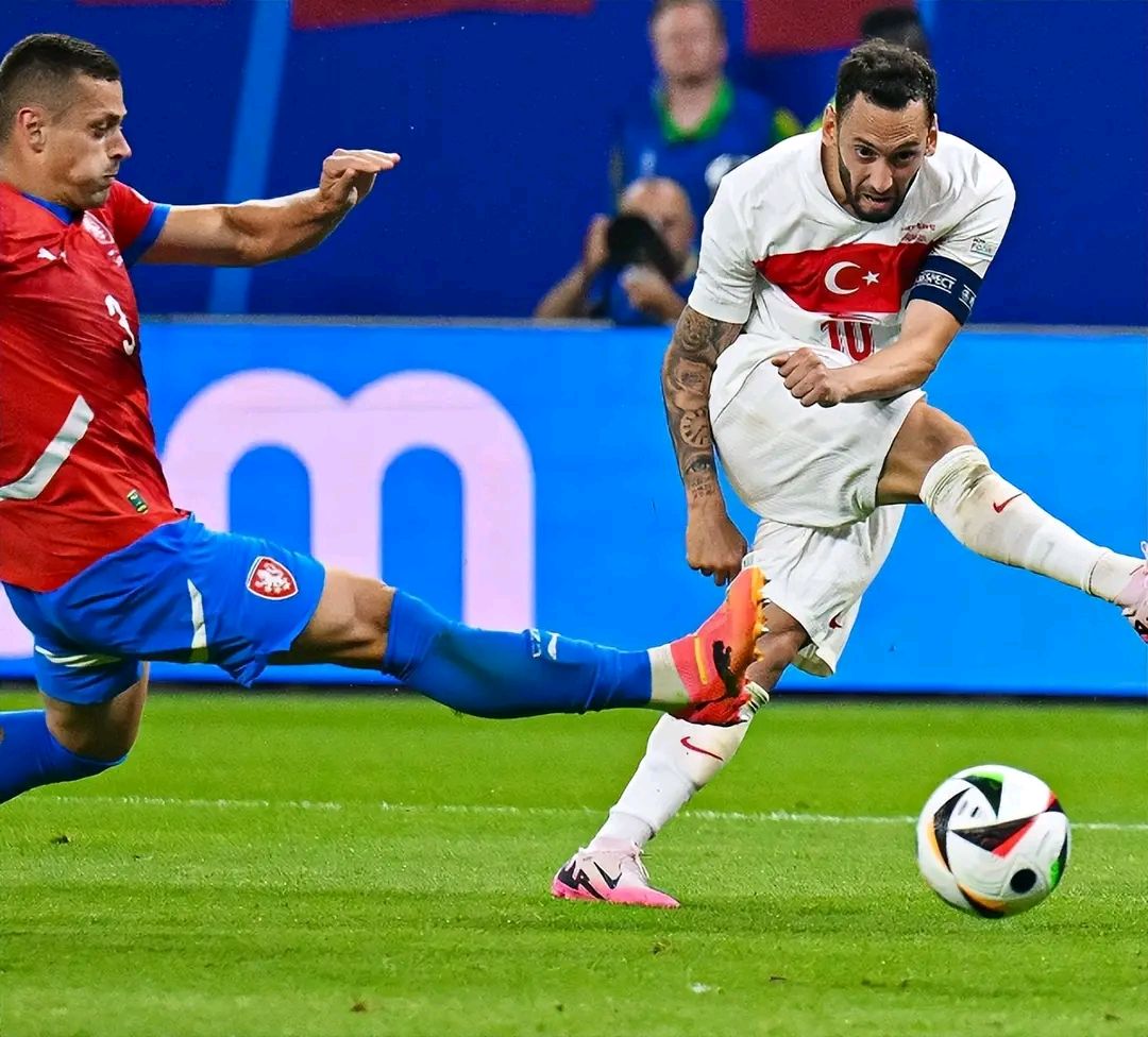 关于土耳其队在比赛中力挺进决赛，晋级下一轮的信息