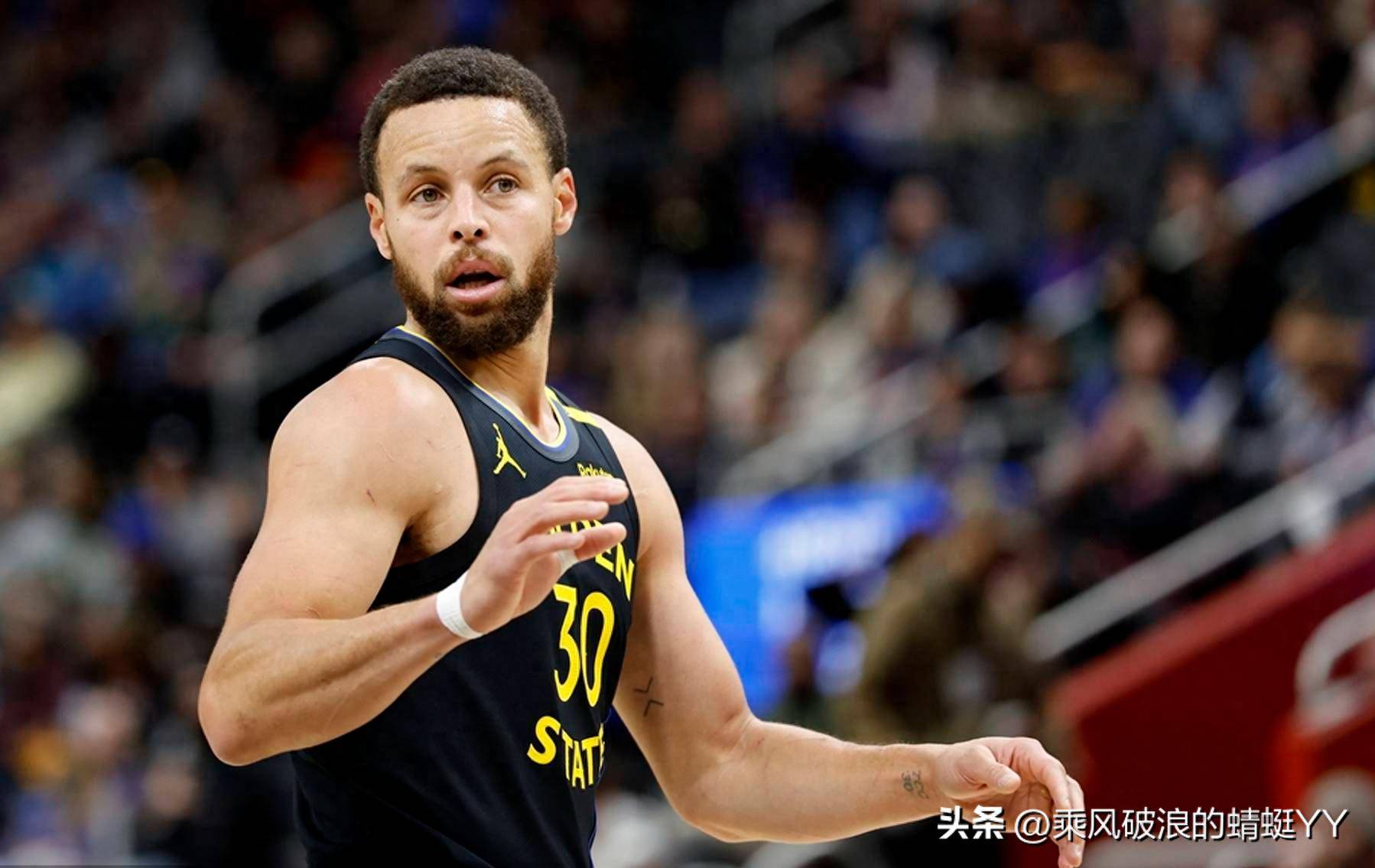 勇士不敌尼克斯，库里状态低迷