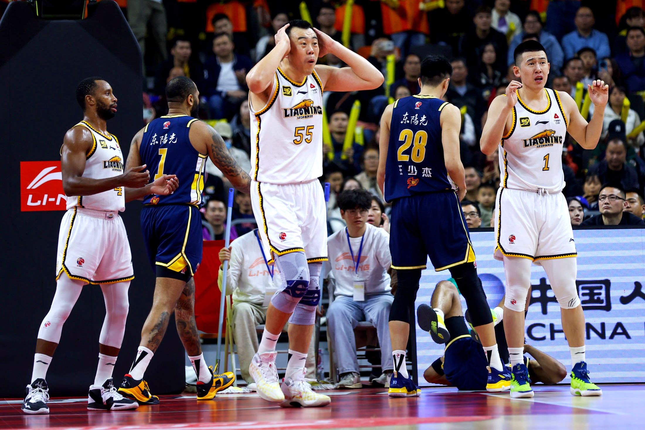 中国篮球职业联赛即将开启，大家期待看到谁的表现？