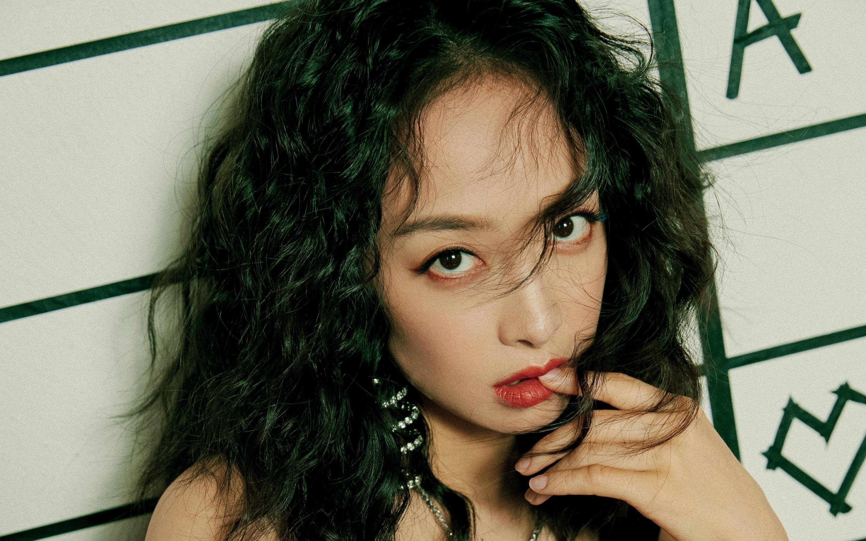 骑士团队火力全开压制黄蜂，西亚卡姆关键回合展巨星锋芒